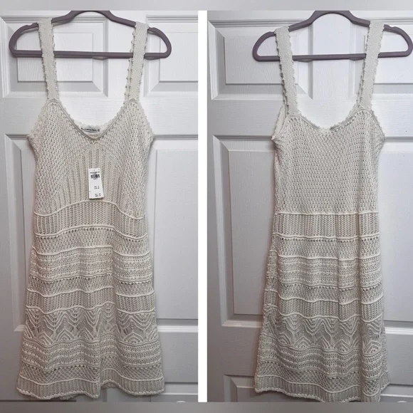 NWT Abercrombie and Fitch Crochet Style Mini Dress Cream
Color XL TALL(44” long) - Picture 3 of 11
